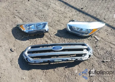 2017 Ford Escape Se z USA, uszkodzony, nr VIN 1FMCU9GD8HUC75467